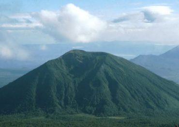 mt. bisoke uganda